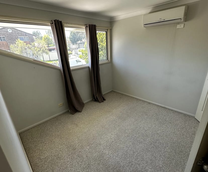propertyImage