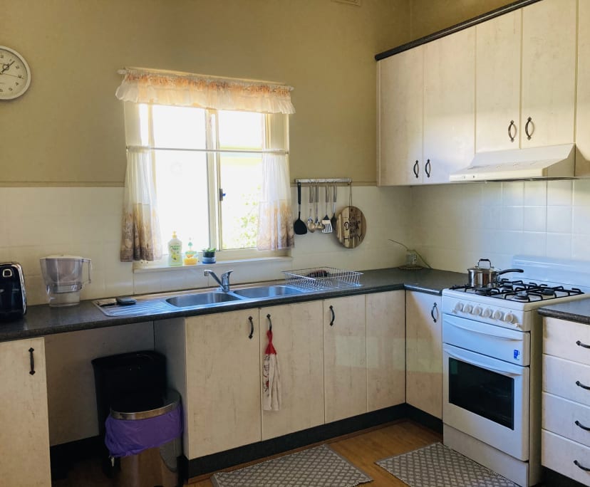 $240, Share-house, 3 bathrooms, Parkes NSW 2870