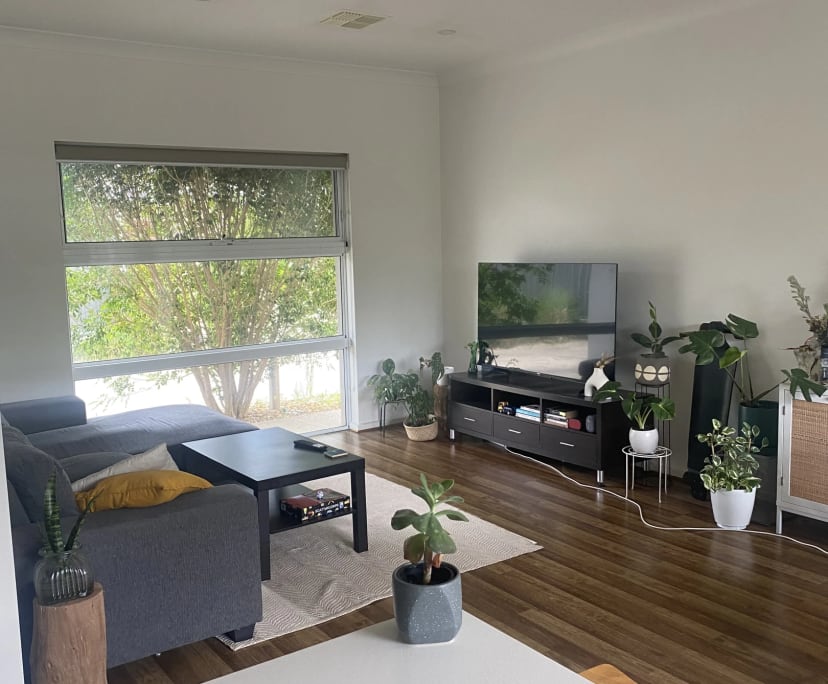 Unfurnished room in a share house