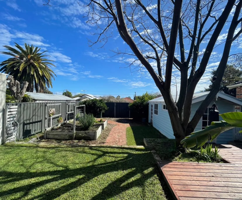 2 Rooms for Rent in Mount Hawthorn, Perth 420, Fu...