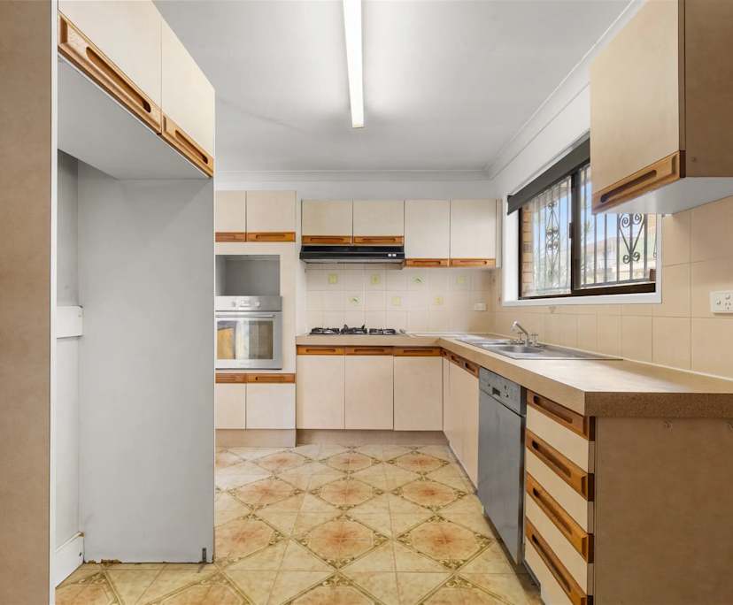 $650, 1-bed, 1 bathroom, Wooloowin QLD 4030