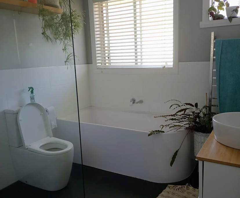 Unfurnished room in a share house