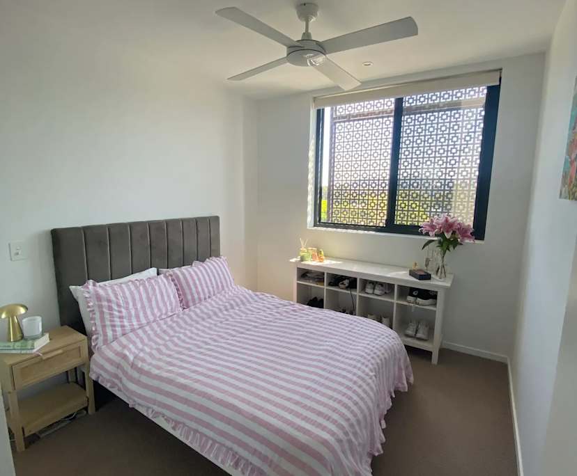 Furnished room with own bathroom