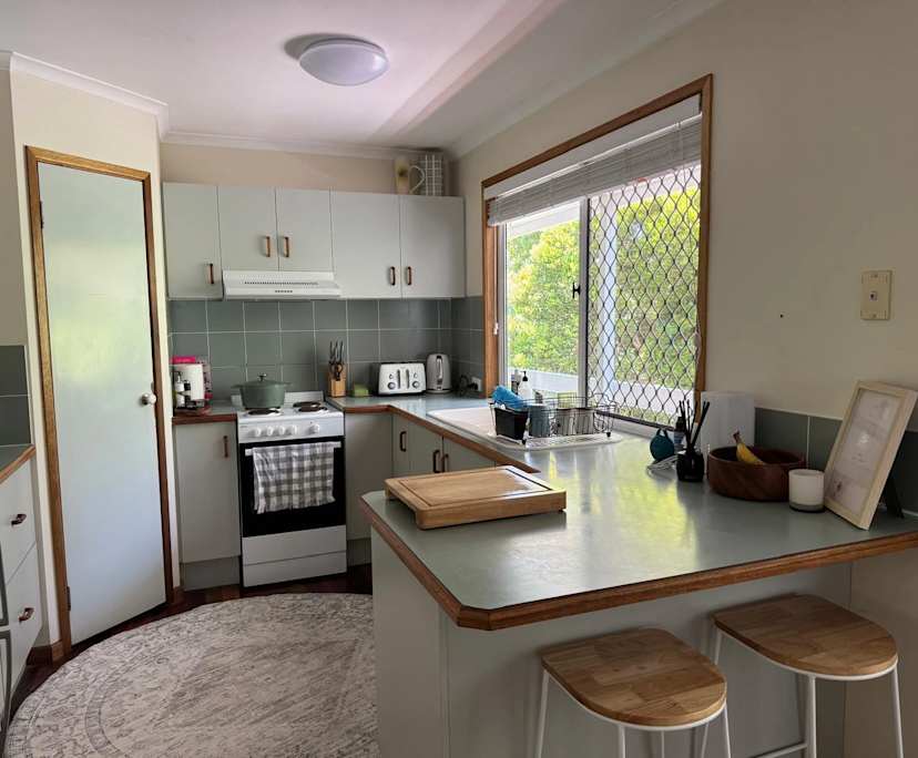 Room in a share house