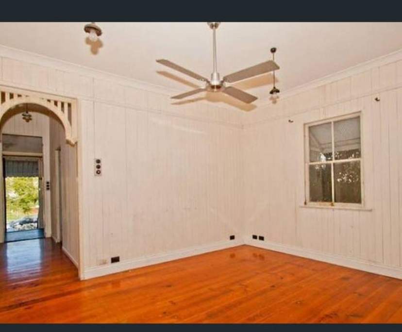 Unfurnished room in a share house