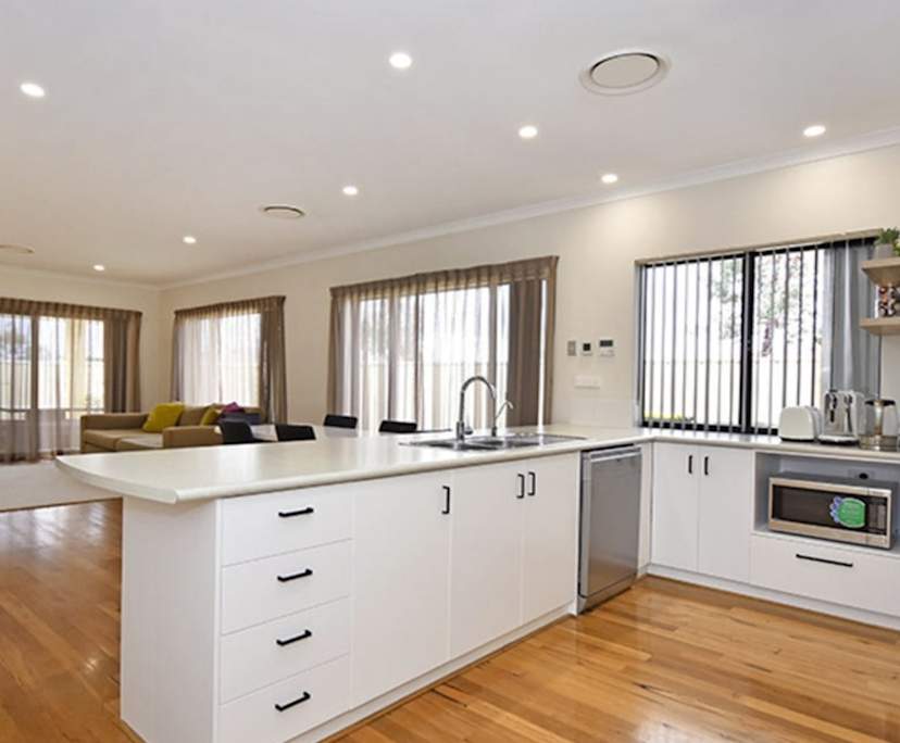 Unfurnished room in a share house