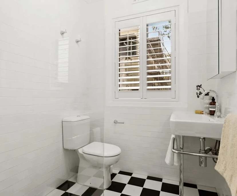 $350, Flatshare, 2 bathrooms, Bowen Hills QLD 4006