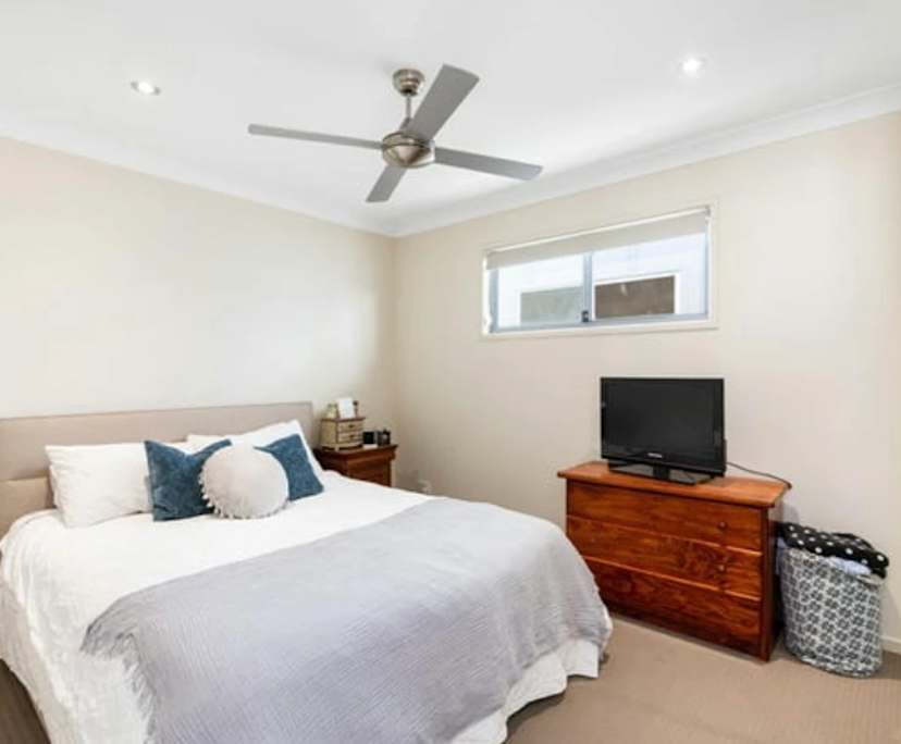 Unfurnished room in a share house