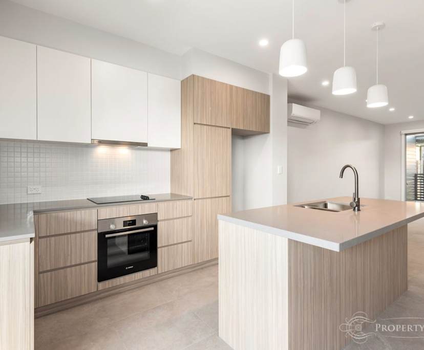 Unfurnished room with ensuite in a share house