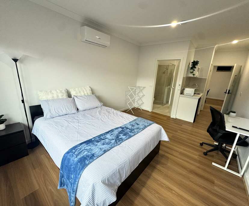 Furnished room with ensuite in a share house