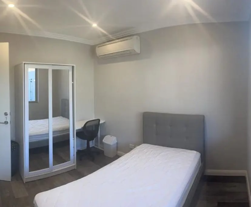 2 Rooms for Rent in Wareemba, Sydney 360450, Fur...