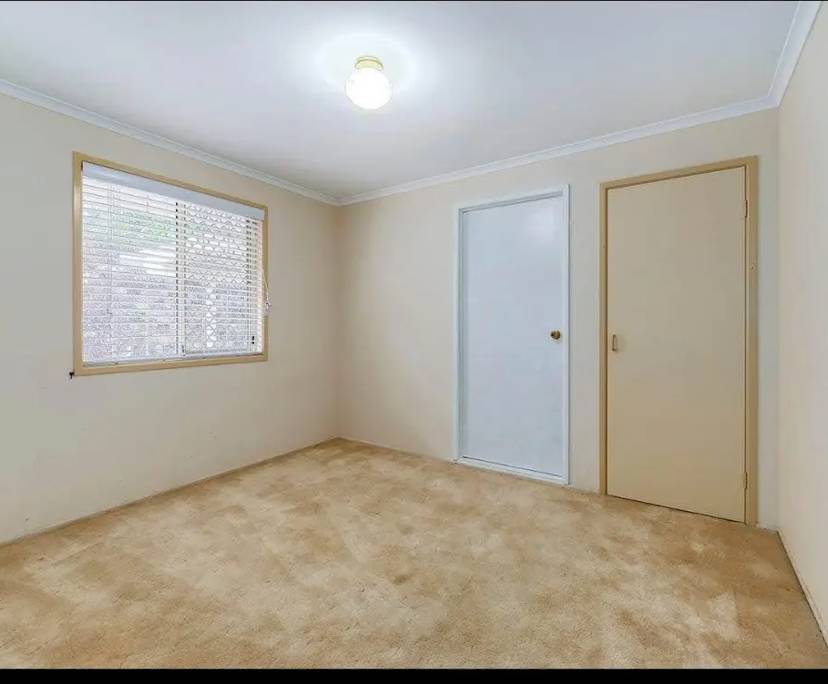 Room with ensuite in a share house