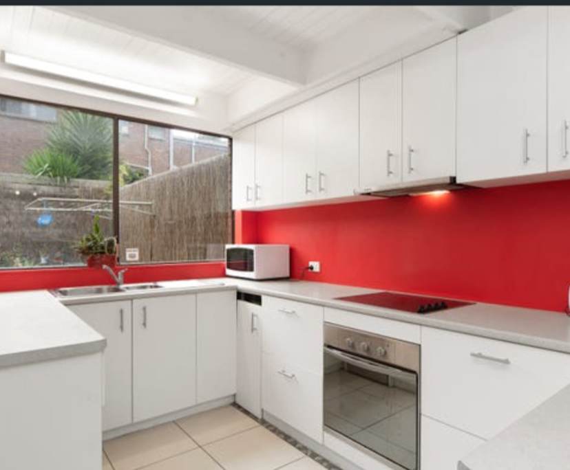 Unfurnished room in a flatshare