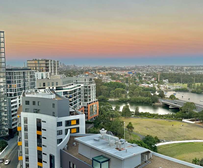 Unfurnished room in a flatshare