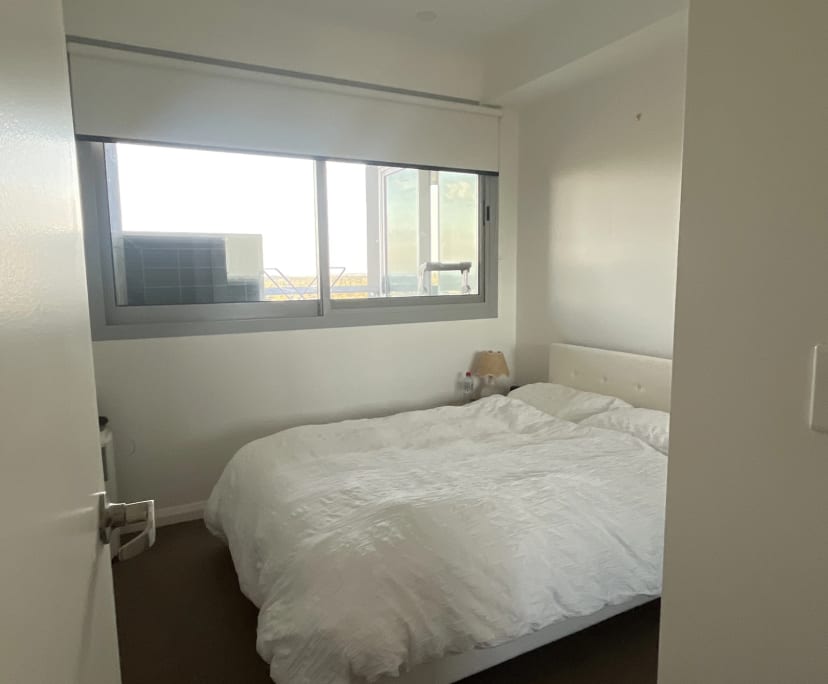 Whole property with 1 room for rent