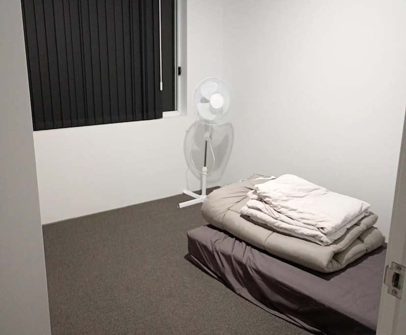 Unfurnished room in a share house