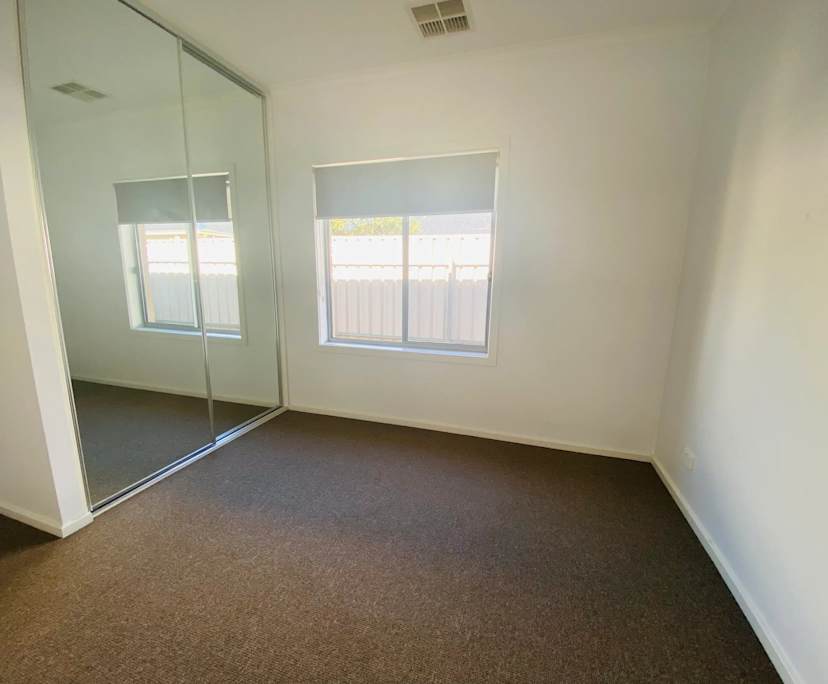 Unfurnished room with own bathroom