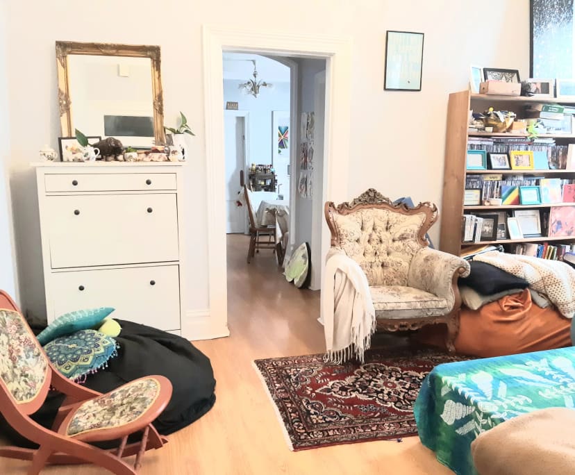 Furnished room in a share house