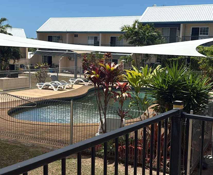 Whole property with 2 rooms for rent
