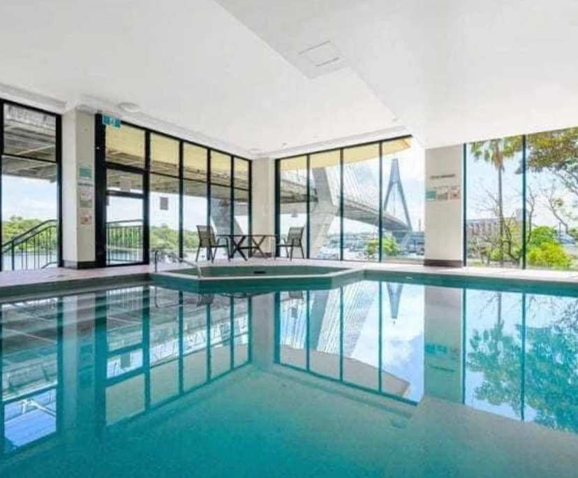 Furnished room in a flatshare