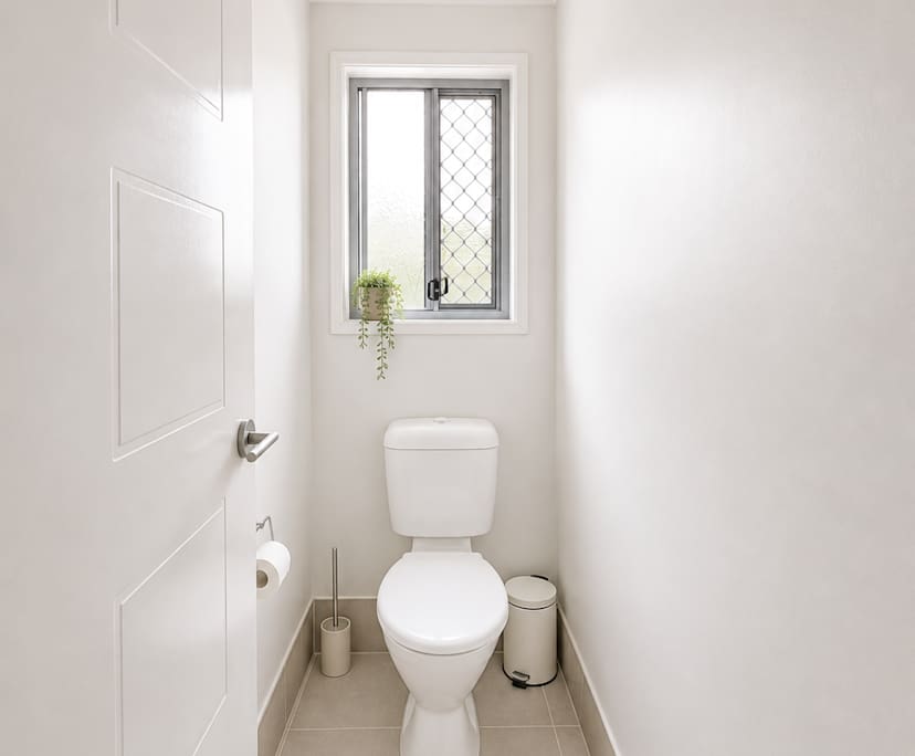 Room with ensuite in a share house