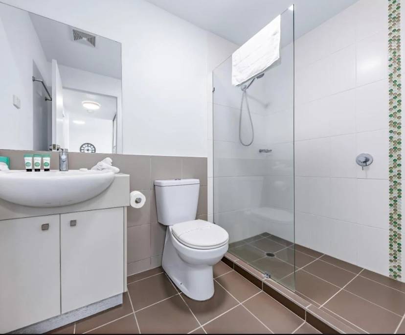 $350, Flatshare, 2 bathrooms, Airlie Beach QLD 4802