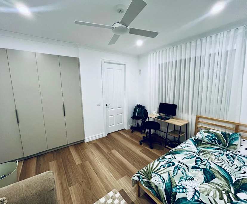 Room with ensuite in a share house