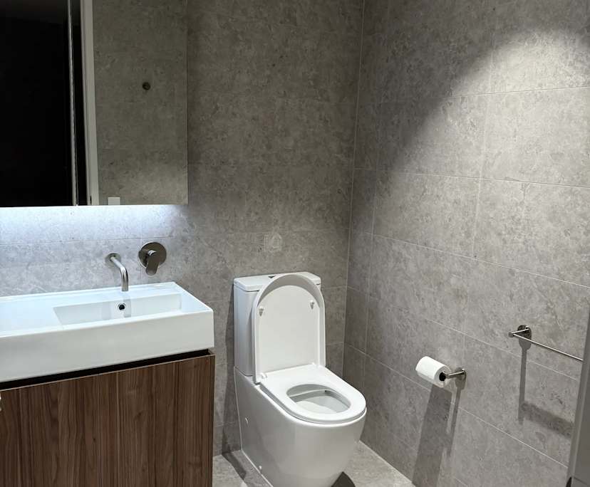 Furnished room with own bathroom
