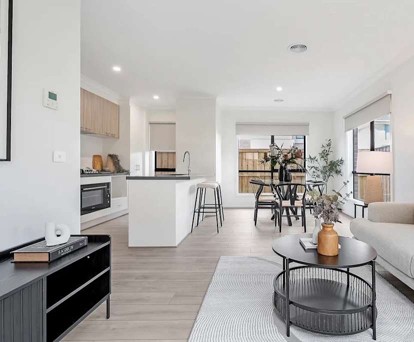 Unfurnished room in a share house