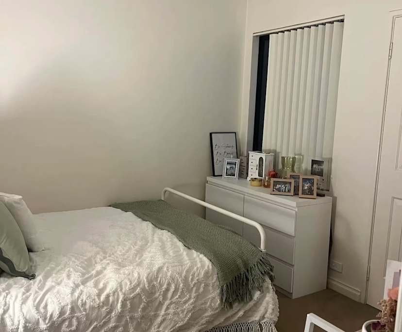 Unfurnished room in a share house