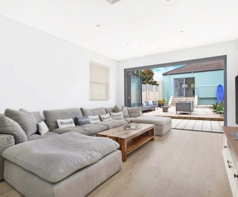 Furnished room with own bathroom