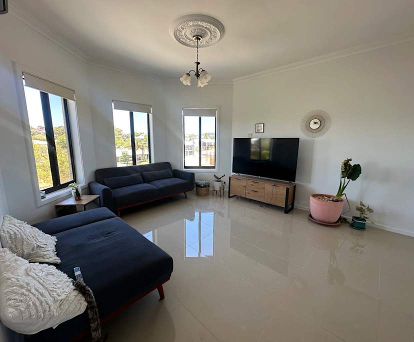 $330, Share-house, 3 bathrooms, Quinns Rocks WA 6030