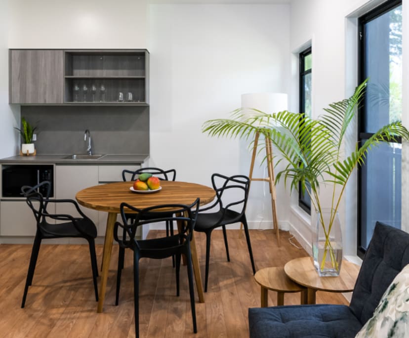 $1,400, Whole-property, 2 bathrooms, Jubilee Pocket QLD 4802