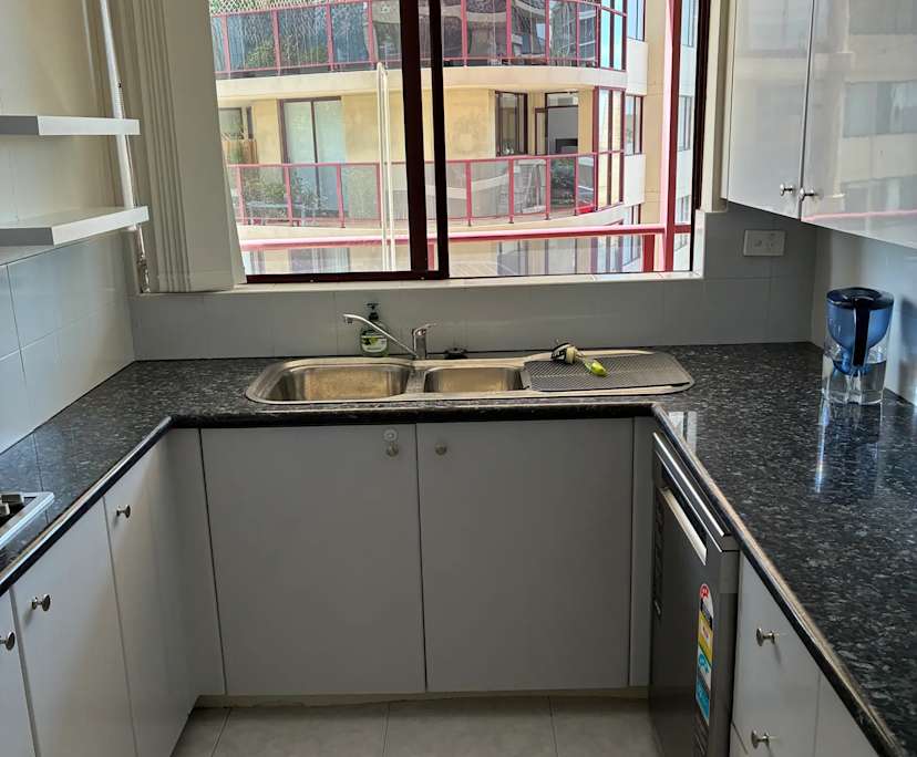 $580, Flatshare, 2 bathrooms, Bondi Junction NSW 2022