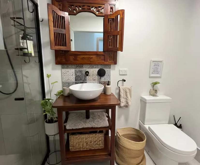 $650, Whole-property, 2 bathrooms, Kiels Mountain QLD 4559