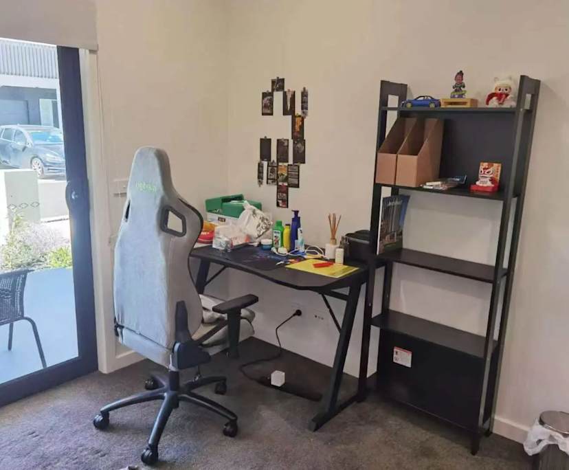 $230, Share-house, 3 bathrooms, Doveton VIC 3177