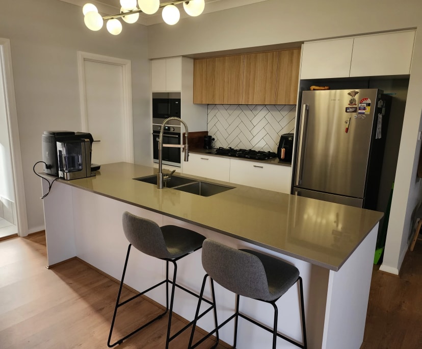 Room in a share house