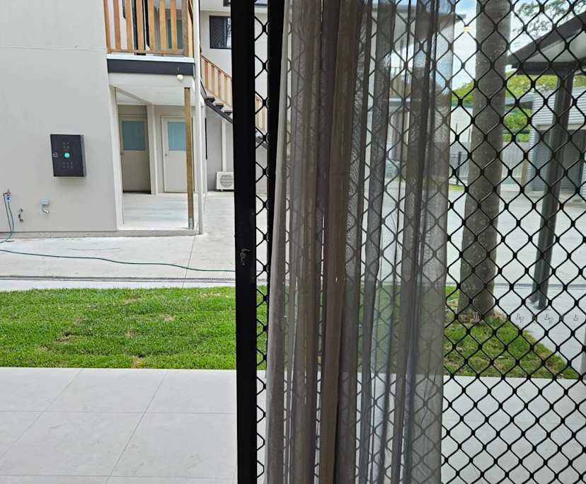 $505, 1-bed, 1 bathroom, Wynnum West QLD 4178