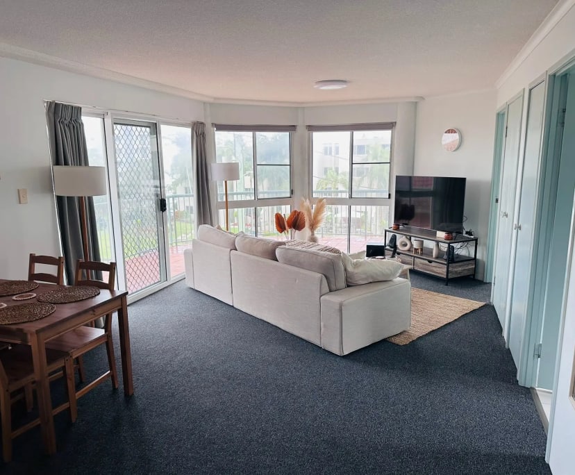 Whole property with 2 rooms for rent