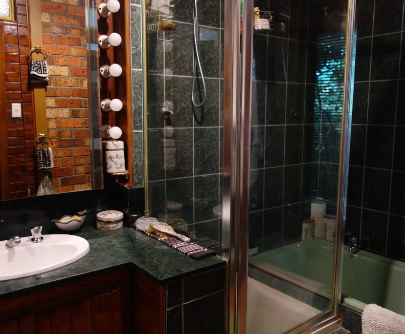 $250, Share-house, 2 bathrooms, Deer Park VIC 3023