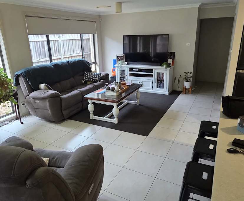 Room in a share house