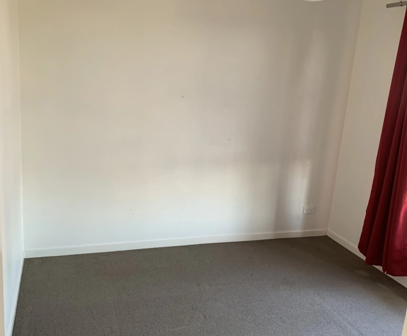 2 Rooms for Rent in Gracemere, QLD 150, Unfurnish...