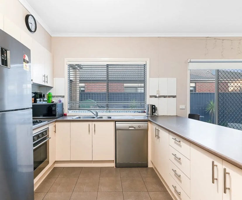 $200-300, Share-house, 2 rooms, Pakenham VIC 3810, Pakenham VIC 3810