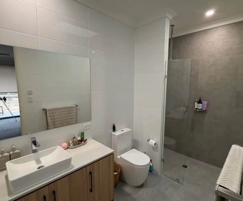 $350, Share-house, 3 bathrooms, Sturt SA 5047