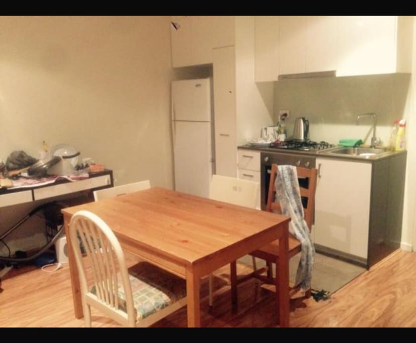 Furnished room in a flatshare