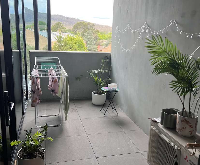 $310, Flatshare, 2 bathrooms, Reid ACT 2612