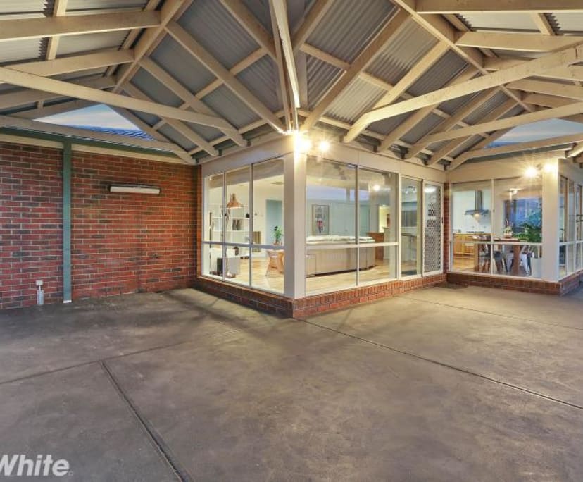 Room for Rent in Lovely Banks, Geelong 200, Flexi...