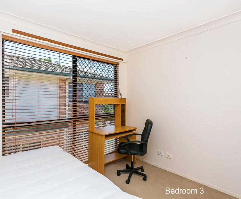 $240, Share-house, 3 bathrooms, Southport QLD 4215