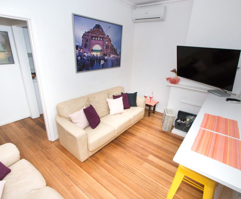 $950, Whole-property, 4 bathrooms, Balaclava VIC 3183