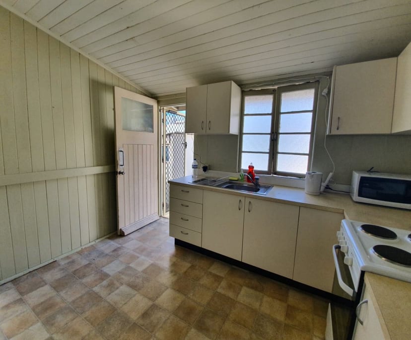 $260, Share-house, 5 bathrooms, Woolloongabba QLD 4102